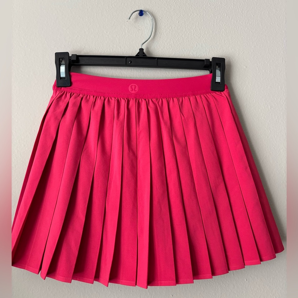 Lululemon Pleated Skort size 2 NWOT